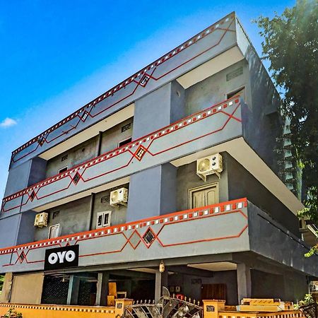 Hotel O Lavish Stay Sururnagar Екстер'єр фото